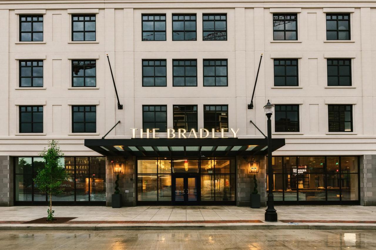 The Bradley Hotel Fort Wayne Buitenkant foto